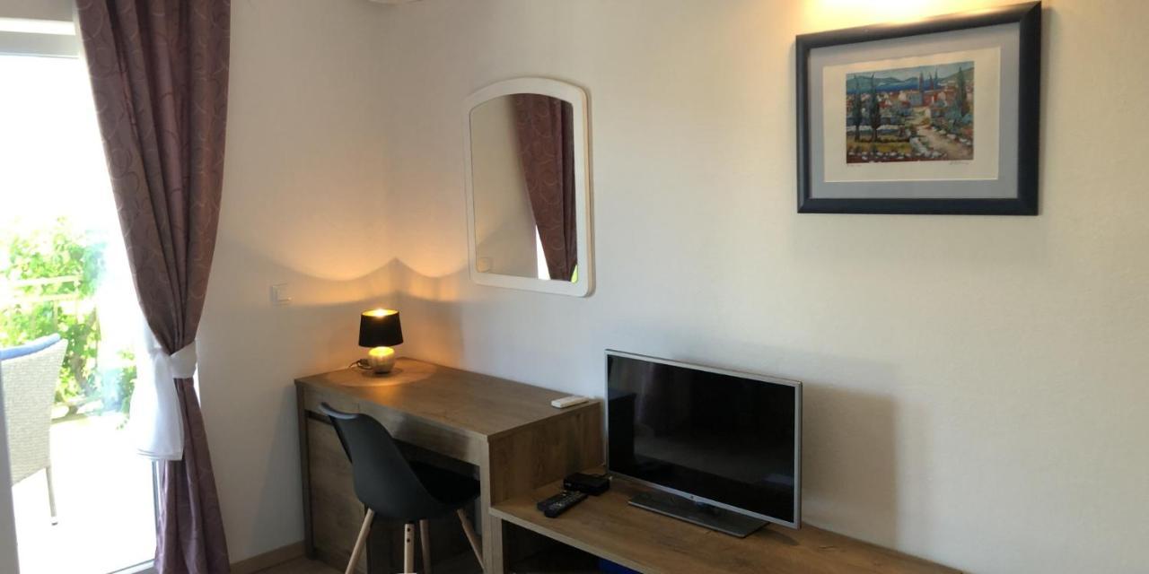 Apartments Grgic Zrnovo Eksteriør bilde