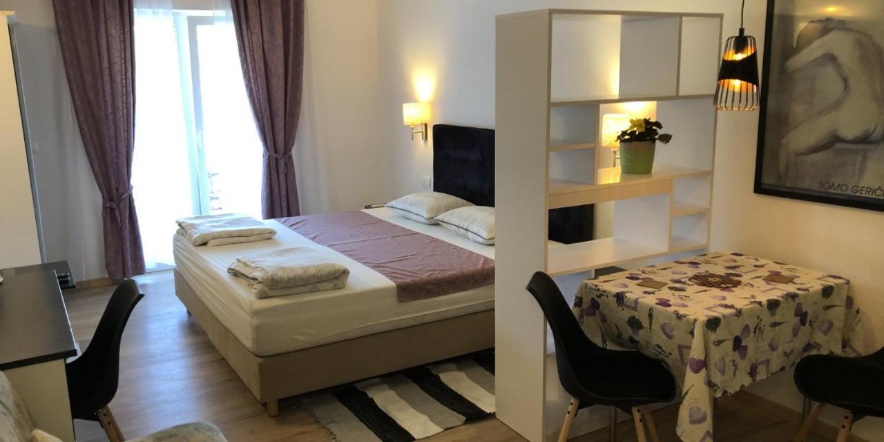 Apartments Grgic Zrnovo Eksteriør bilde