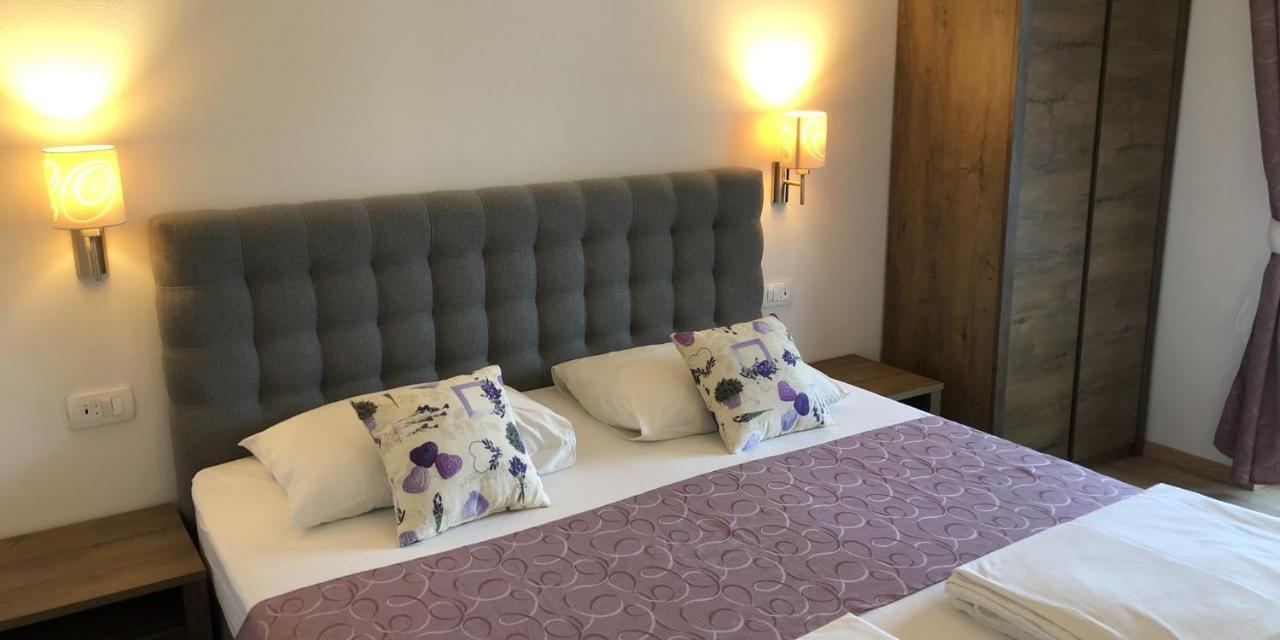 Apartments Grgic Zrnovo Eksteriør bilde