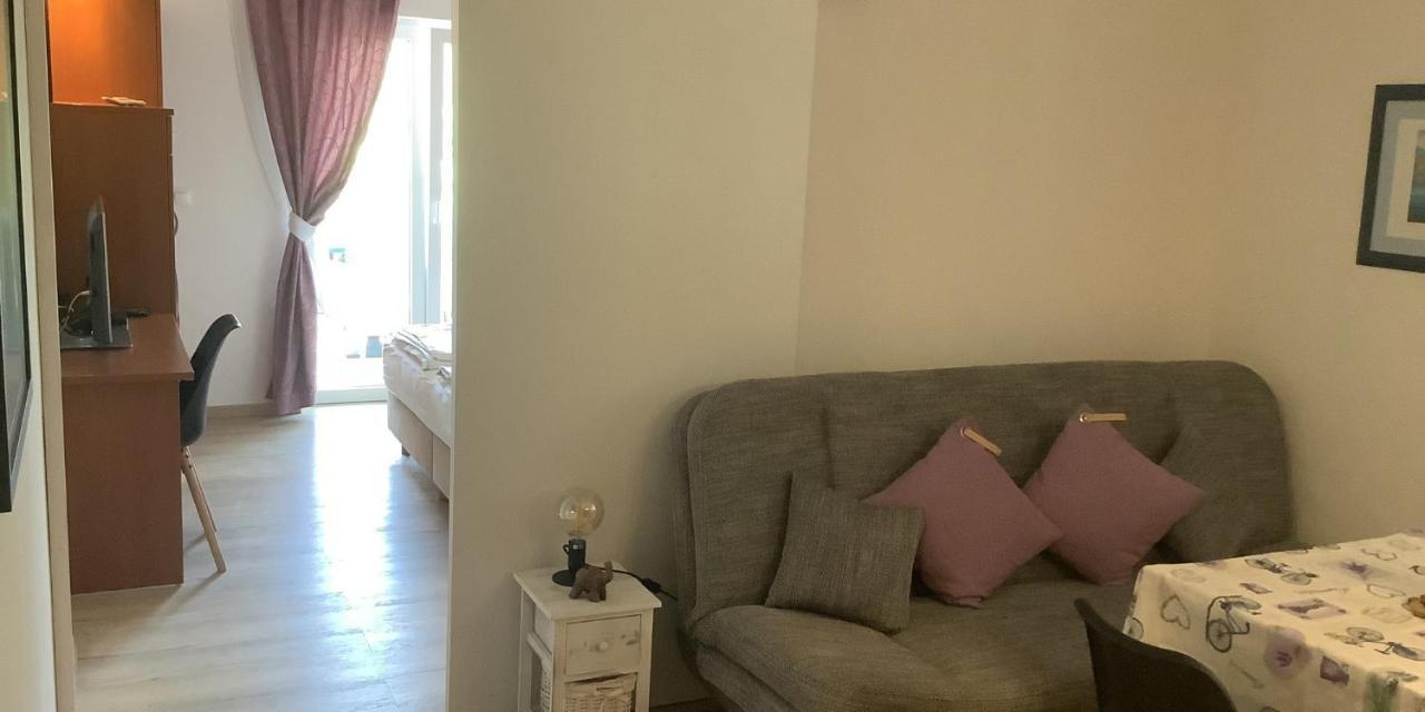 Apartments Grgic Zrnovo Eksteriør bilde