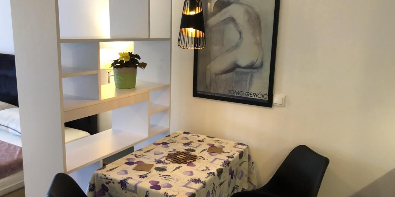 Apartments Grgic Zrnovo Eksteriør bilde