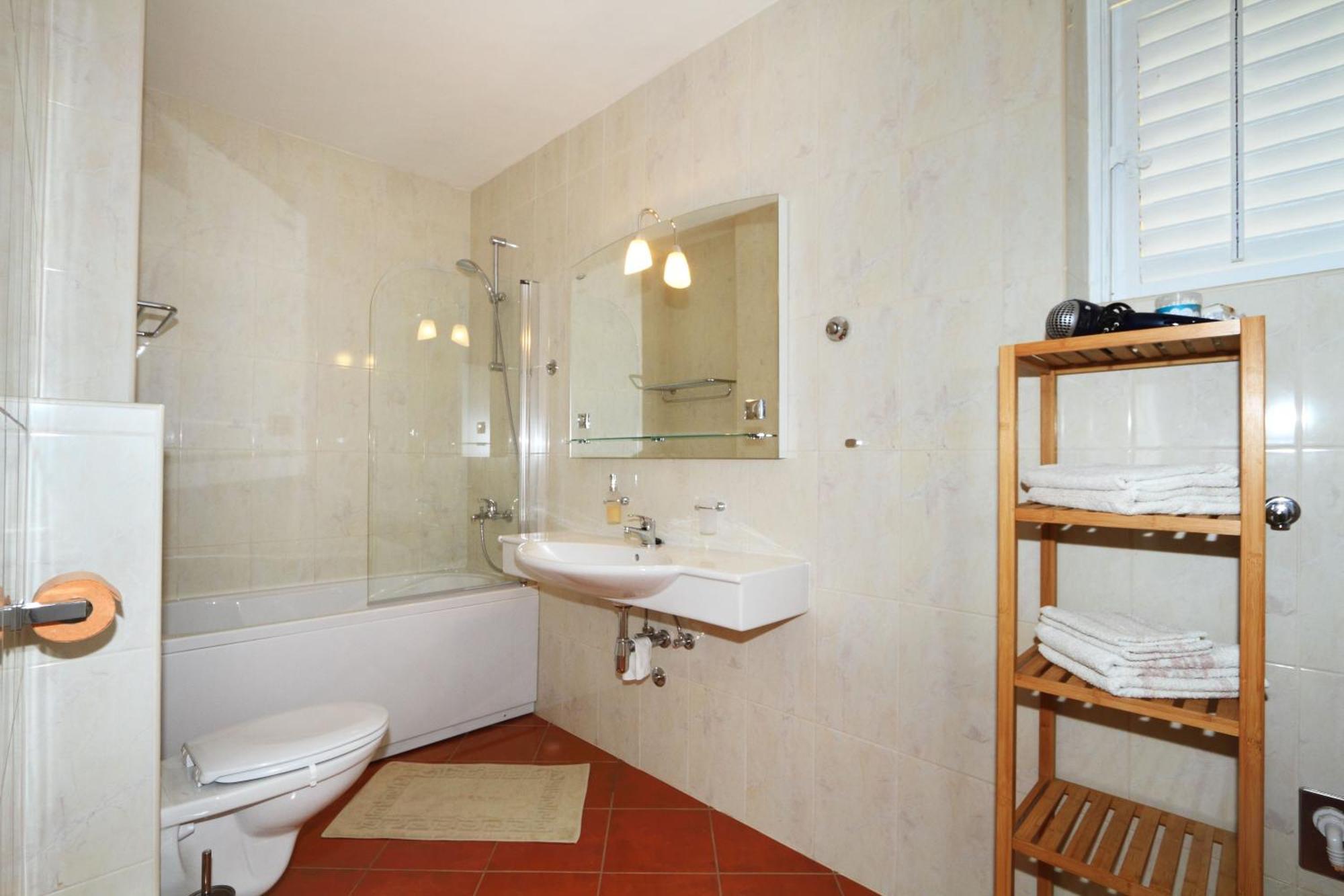 Apartments Grgic Zrnovo Eksteriør bilde