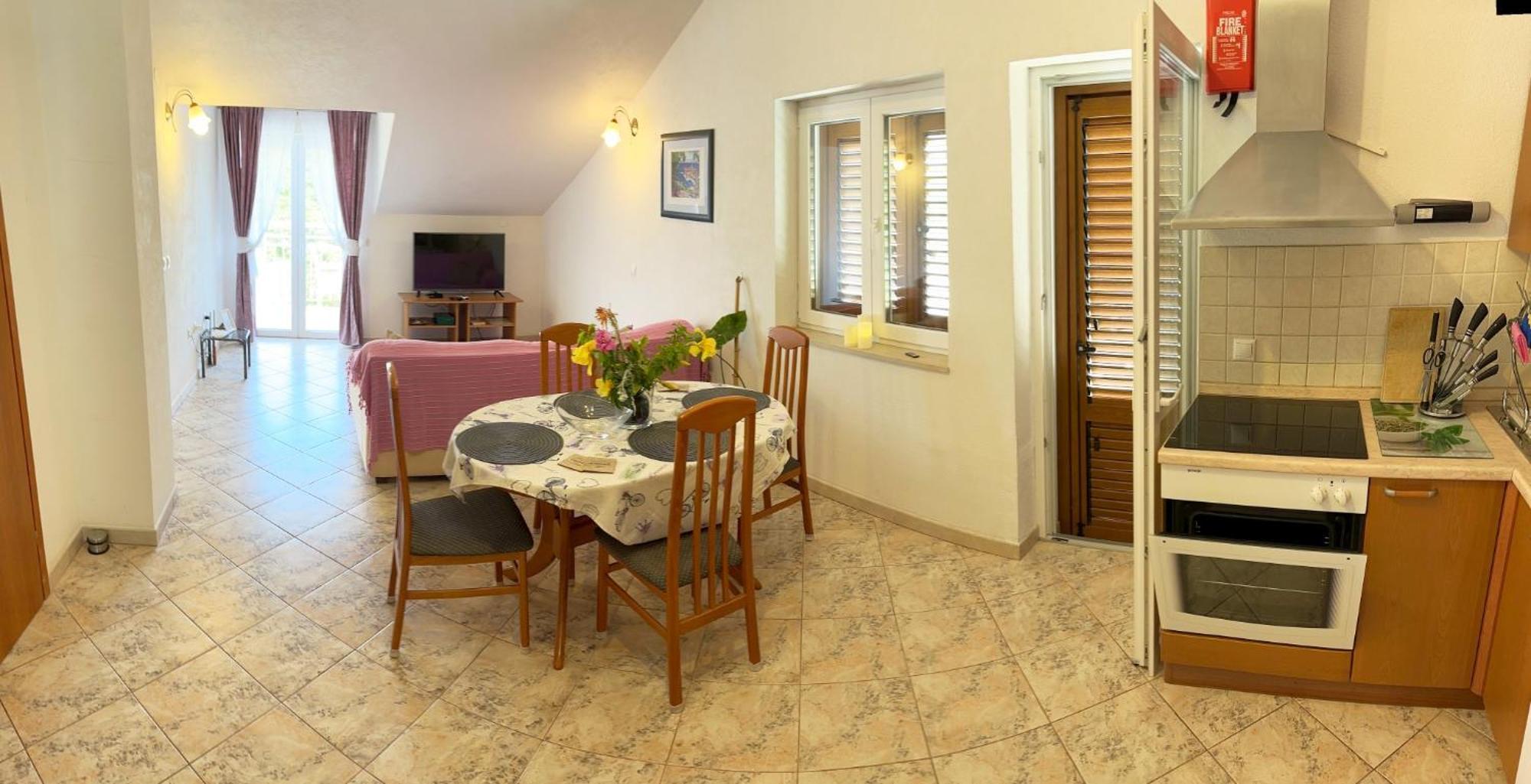 Apartments Grgic Zrnovo Eksteriør bilde